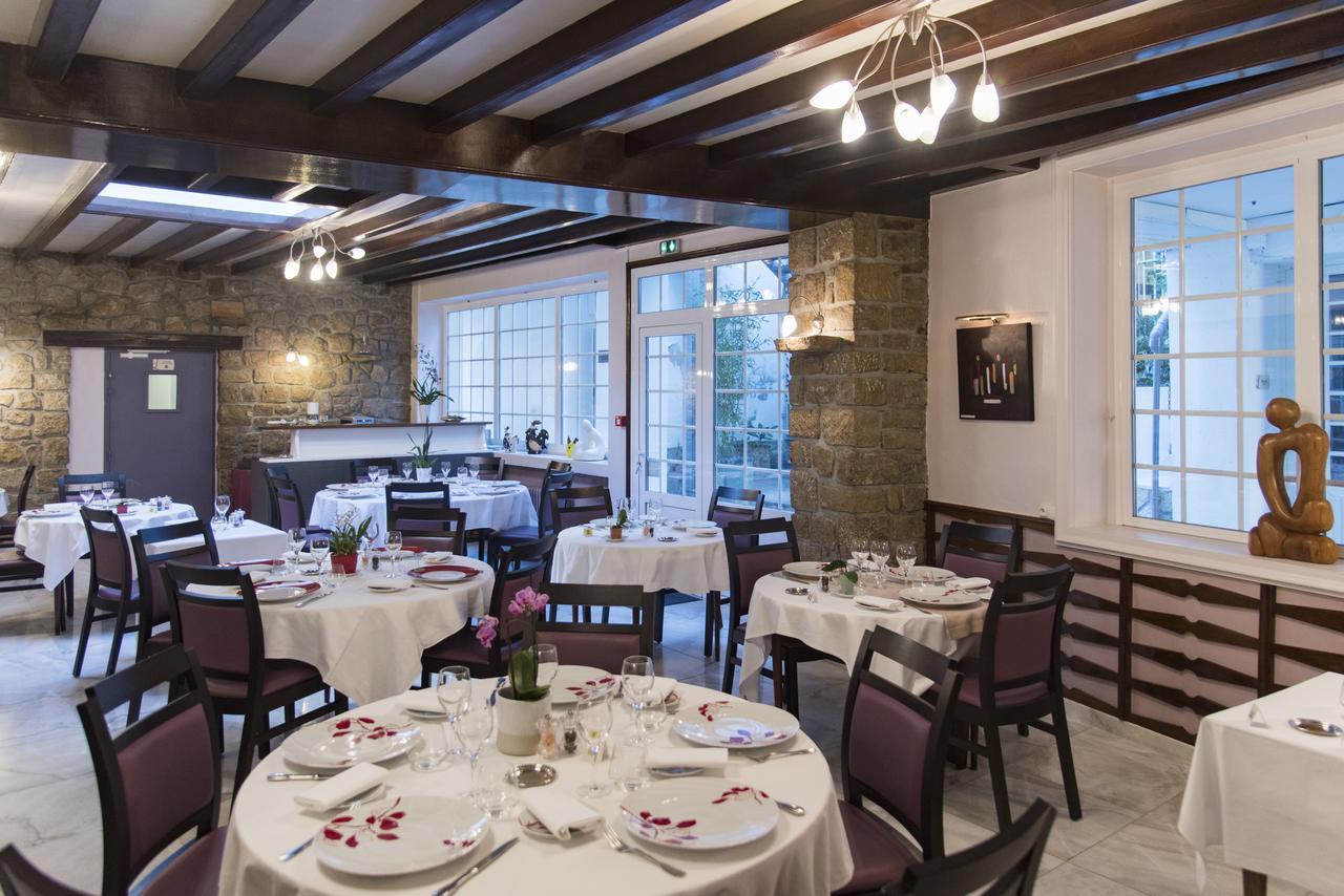 Logis Grand Hotel Pelisson Нонтрон Экстерьер фото